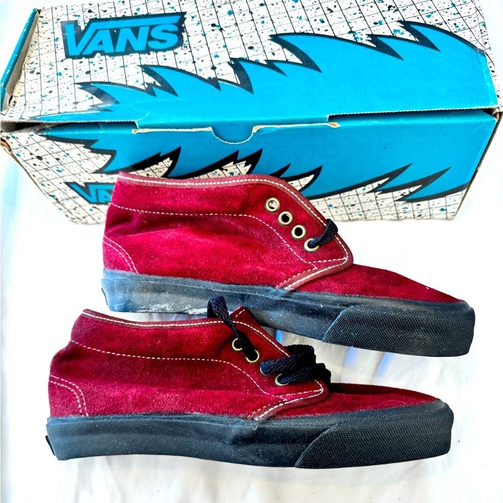 Vans Chukka Burgundy Suede